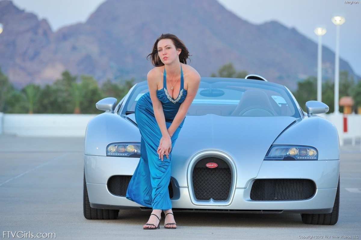 Nude Babes Fast Cars